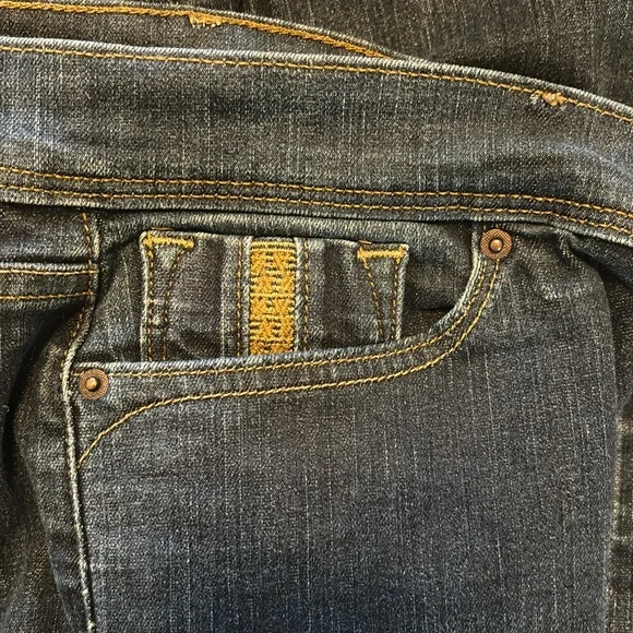 Levi’s SIZE 31”x 30”(12) Perfectly Slimming 512 Jeans - Straight Leg - Like New - Picture 10 of 14